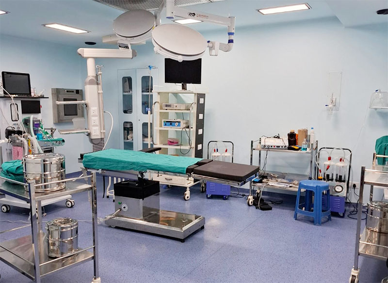 Complete Guide to Choosing the Best Modular Operation Theater Manufacturers in Delhi, India
